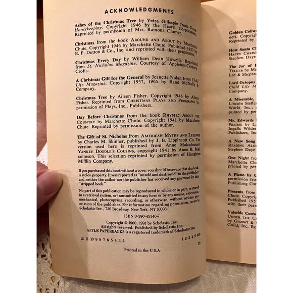 1991 Treasury of Christmas Stories Paperback by Ann McGovern, Scholastic Apple - Picture 3 of 5